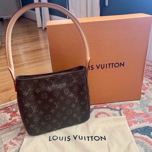 Authentic Louis Vuitton Looping MM Handbag